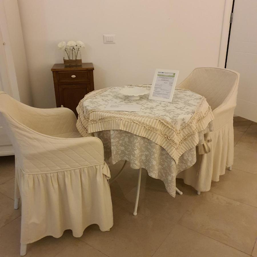 White Suite Polignano 08 โปลีญาโนอามาเร ภายนอก รูปภาพ