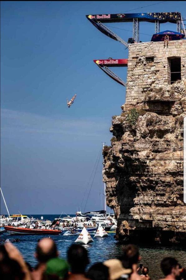 White Suite Polignano 08 โปลีญาโนอามาเร ภายนอก รูปภาพ