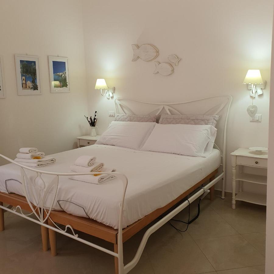 White Suite Polignano 08 โปลีญาโนอามาเร ภายนอก รูปภาพ