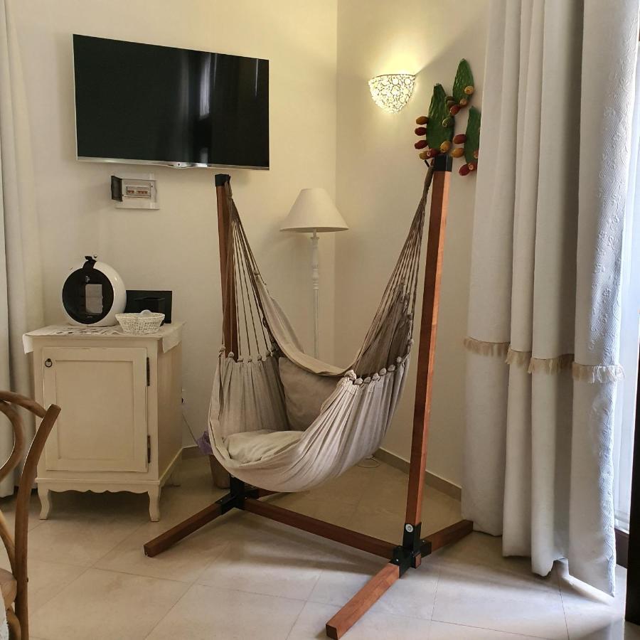White Suite Polignano 08 โปลีญาโนอามาเร ภายนอก รูปภาพ